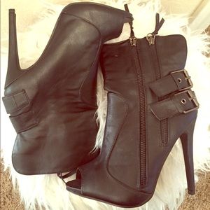 Women’s Moto Heel
